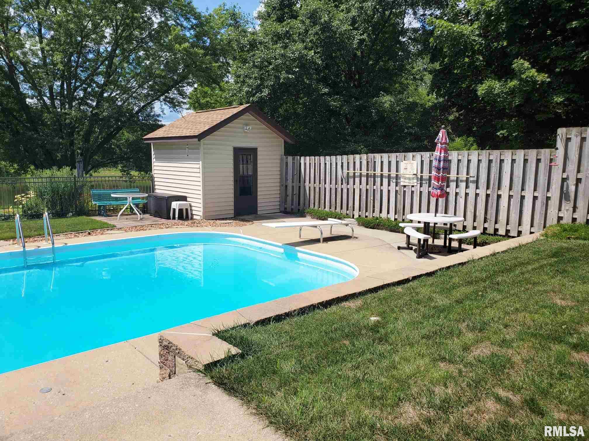 714 Bonanza Pass Springfield, IL 62707 - Photo 8 of 12 Gallery Image 8