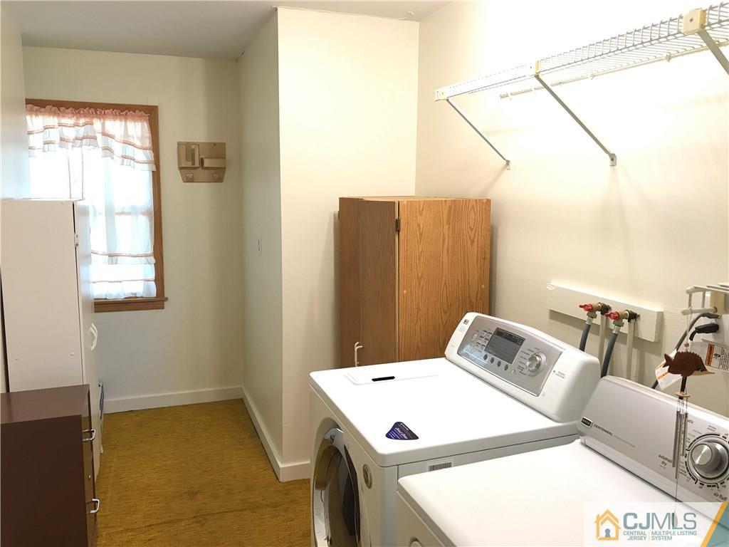38 Hudson Road East Brunswick, NJ 08816 - Photo 20 of 25 Gallery Image 20