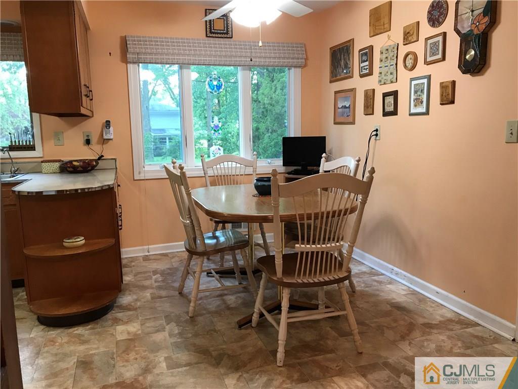 38 Hudson Road East Brunswick, NJ 08816 - Photo 7 of 25 Gallery Image 7