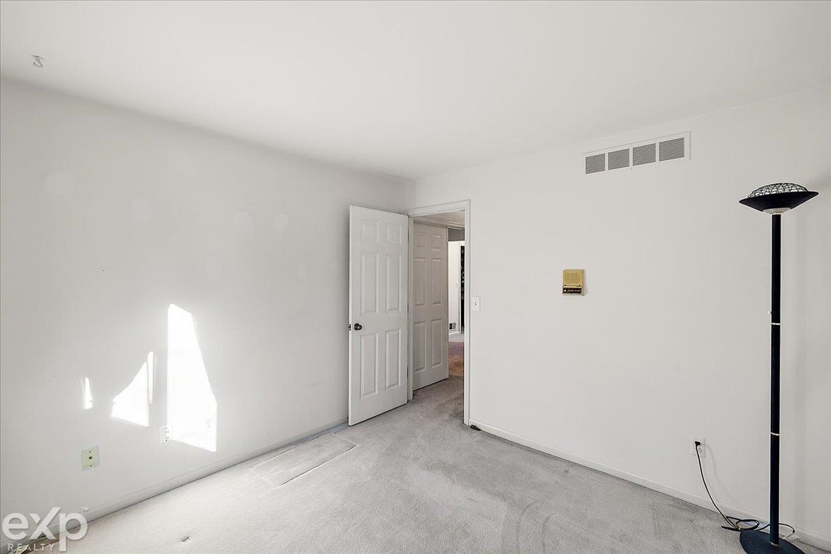 1579 Lomas Verdes Rochester Hills, MI 48306 - Photo 56 of 64