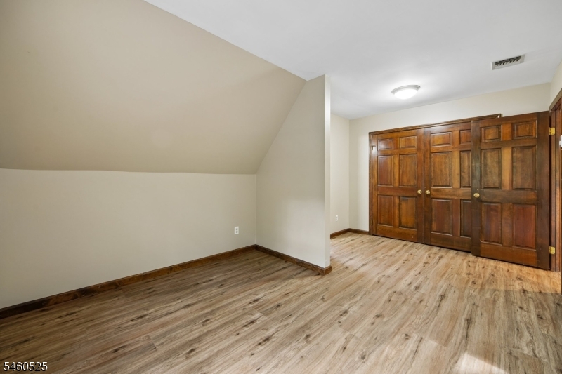 147 Kinnelon Road Kinnelon, NJ 07405 - Photo 11 of 20 Gallery Image 11