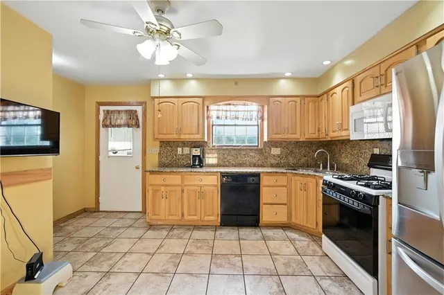 $190,000 | 135 Willow Avenue, Brownsville, PA 15417