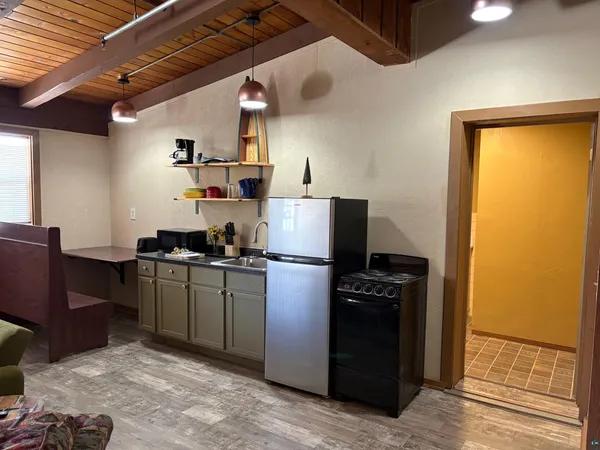 $179,900 | 400 Quadna Mountain Rd Hill, Unit 113, Hill City, MN 55748
