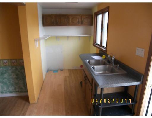 125 Independence Street Perryopolis, PA 15473 - Photo 4 of 10 Kitchen.