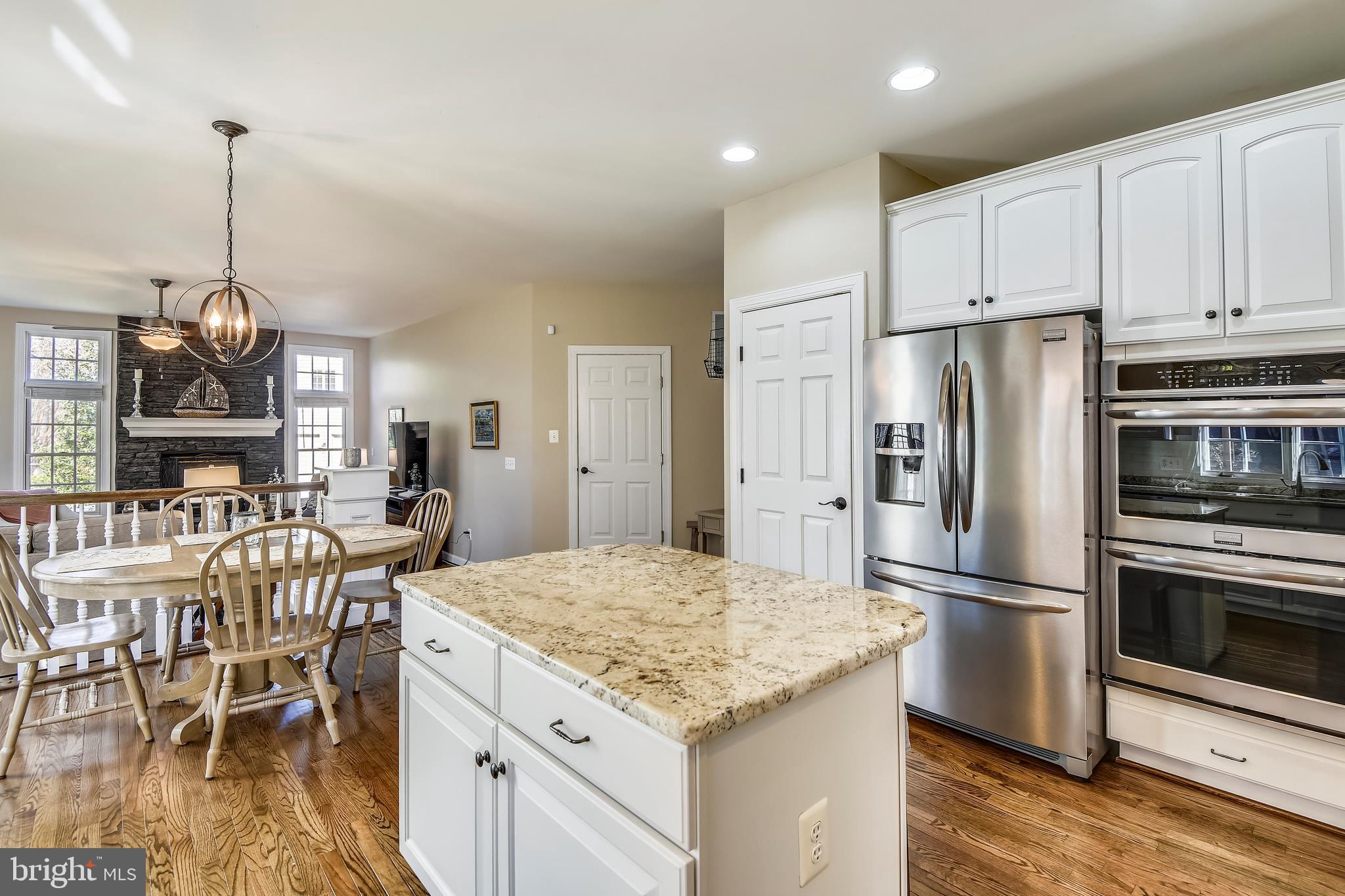 1 Strachan Place Edgewater, MD 21037 - Photo 7 of 43 Granite Countertops