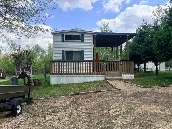 $89,999 | 5-248 Woodhaven Lakes, Sublette, IL 61367