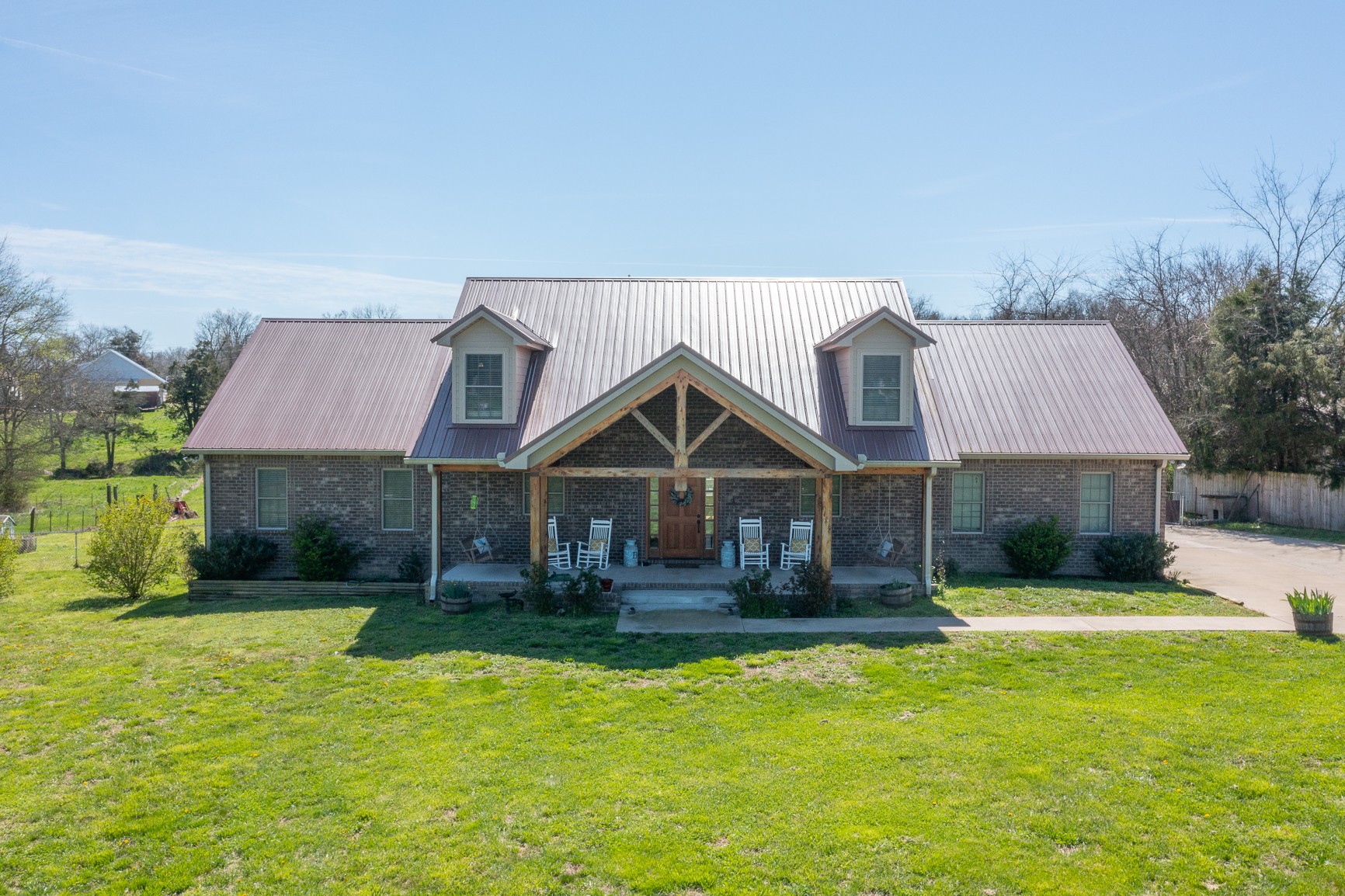 292 Cemetery Road Bell Buckle, TN 37020 - Photo 1 of 28 Gallery Image 1