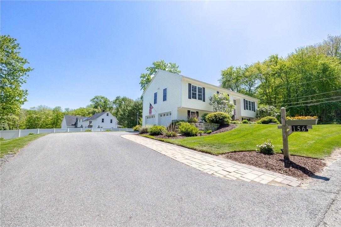 156 Mendon Road North Smithfield, RI 02896 - Photo 11 of 42