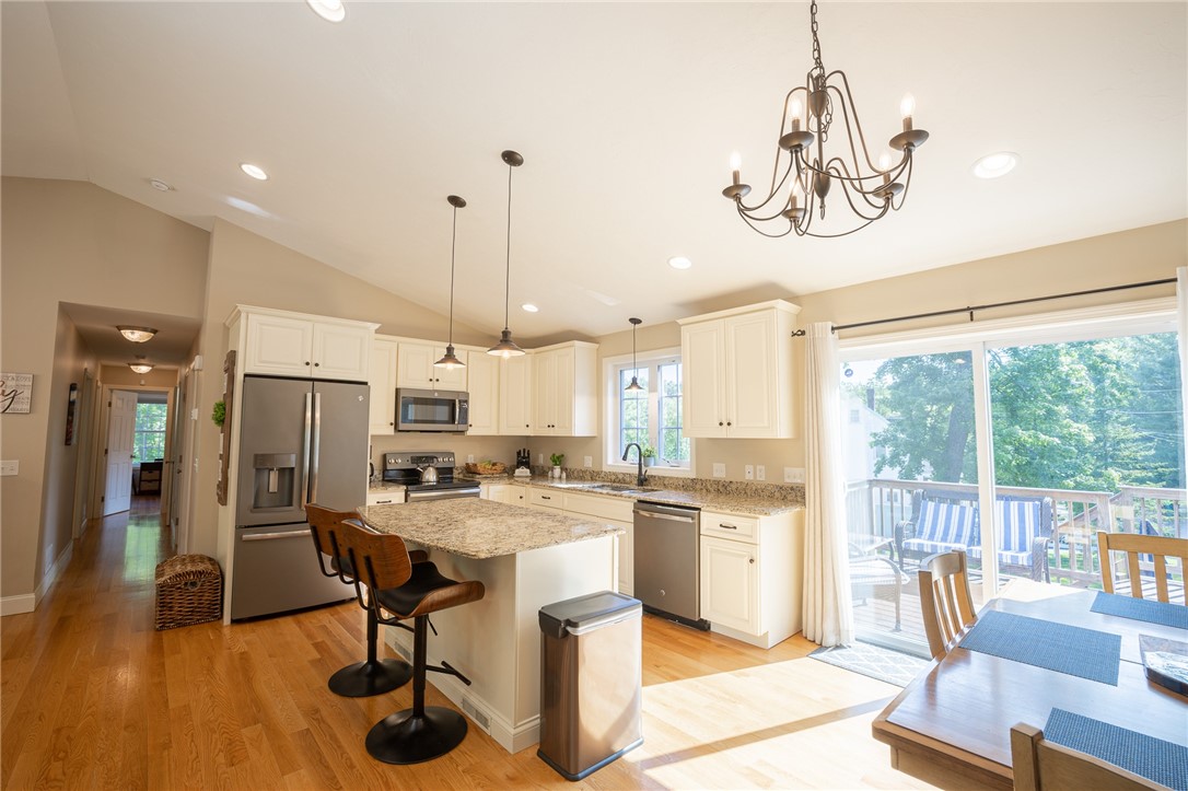 156 Mendon Road North Smithfield, RI 02896 - Photo 23 of 42