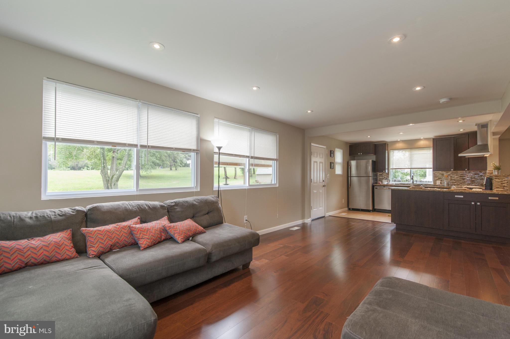 4411 Silver Spring Road Perry Hall, MD 21236 - Photo 11 of 29 Family Room