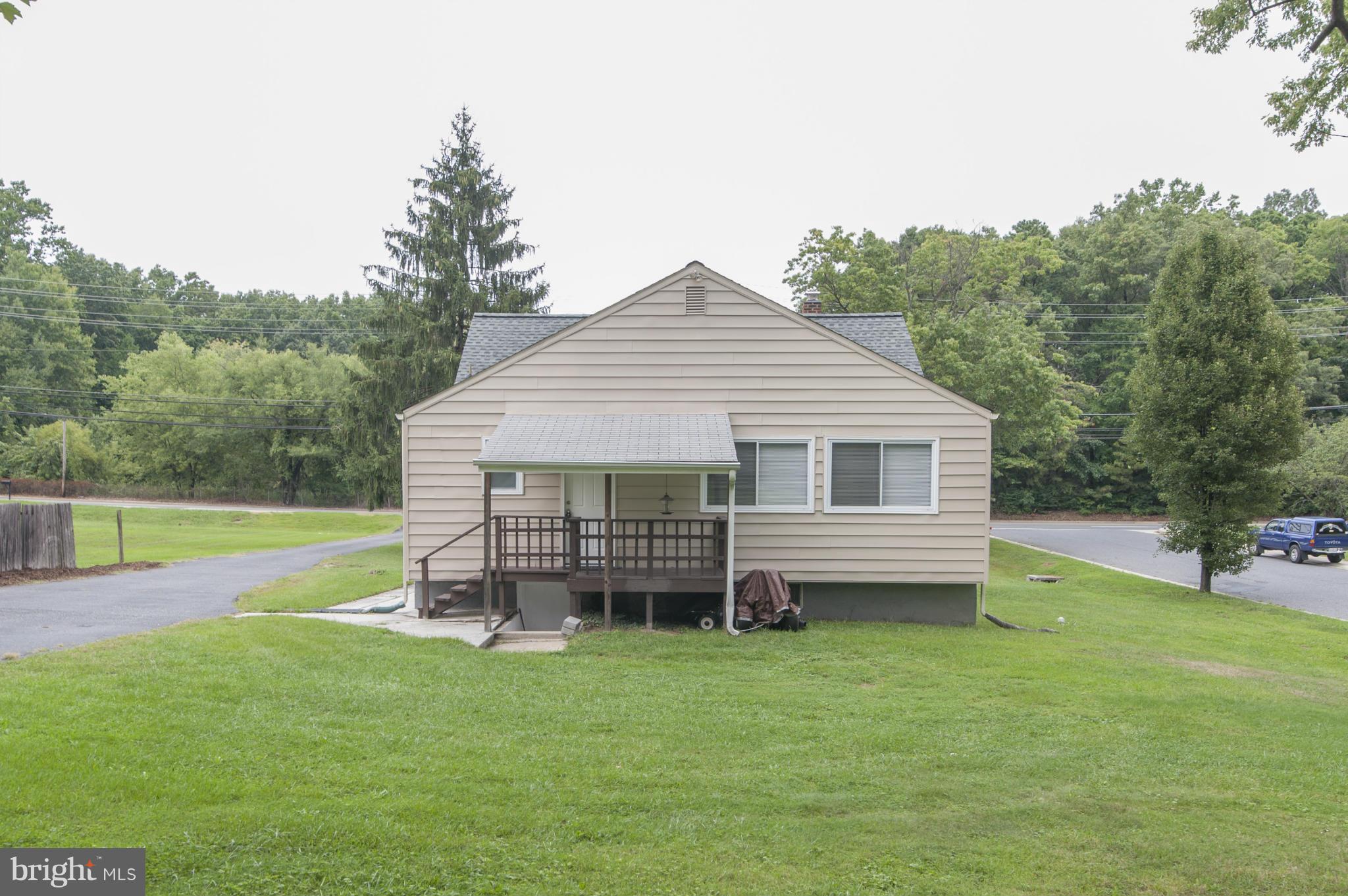 4411 Silver Spring Road Perry Hall, MD 21236 - Photo 28 of 29 Exterior (Rear)