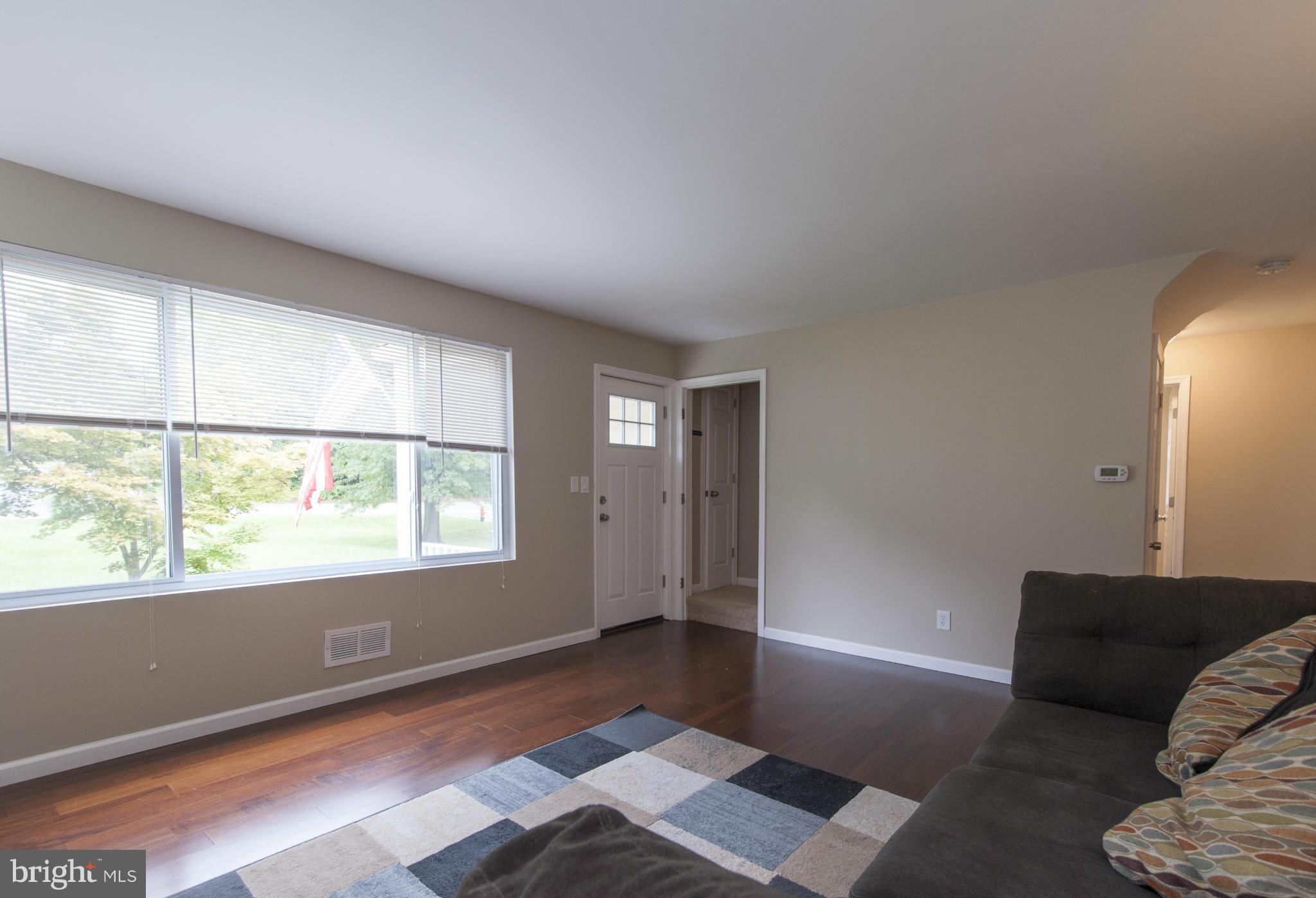 4411 Silver Spring Road Perry Hall, MD 21236 - Photo 5 of 29 Living Room