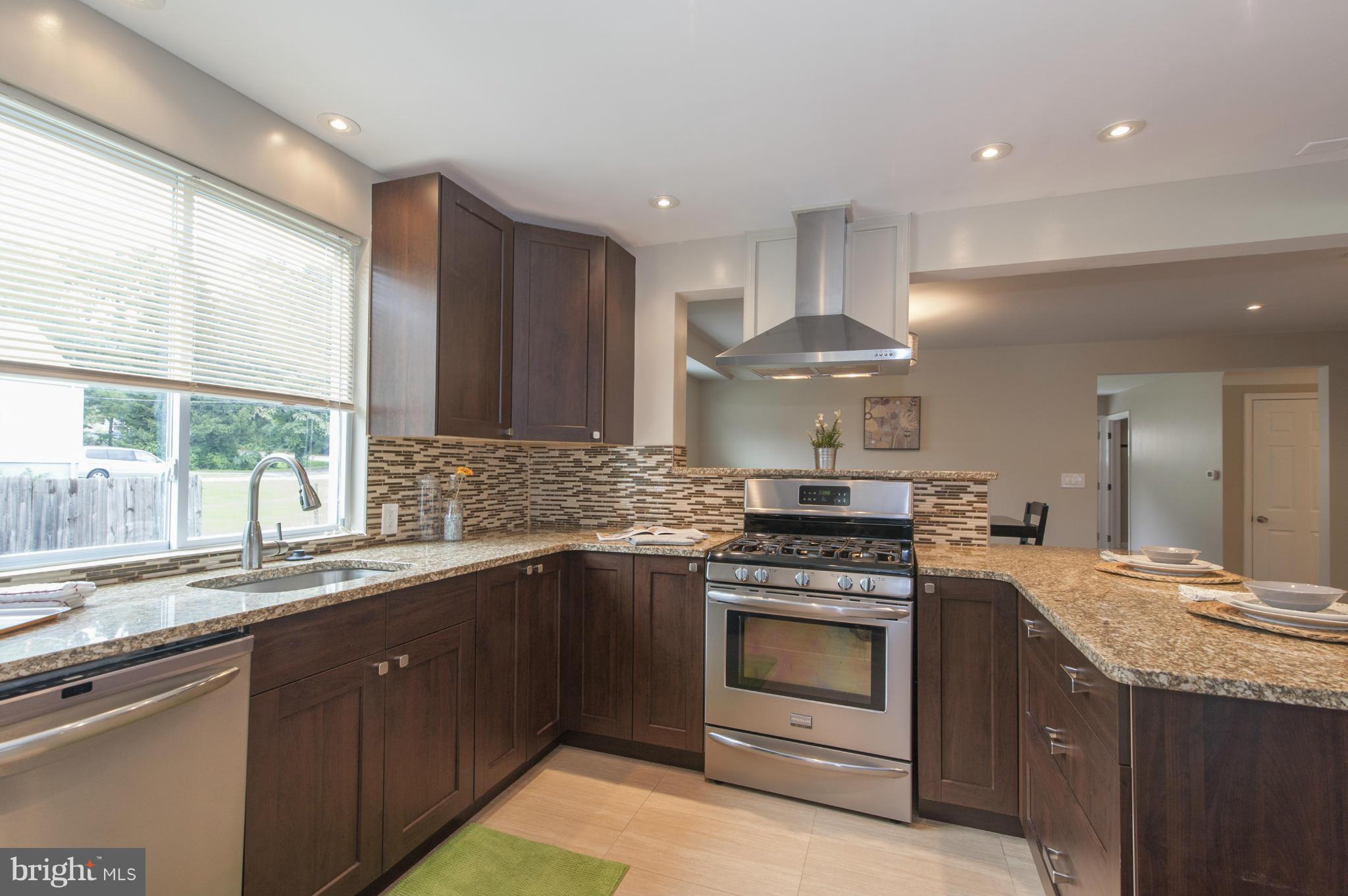 4411 Silver Spring Road Perry Hall, MD 21236 - Photo 10 of 29 Kitchen