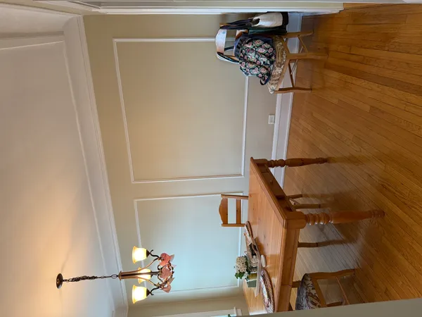 $1,570 | 804 Elmwood Avenue, Unit 2S, Evanston, IL 60202
