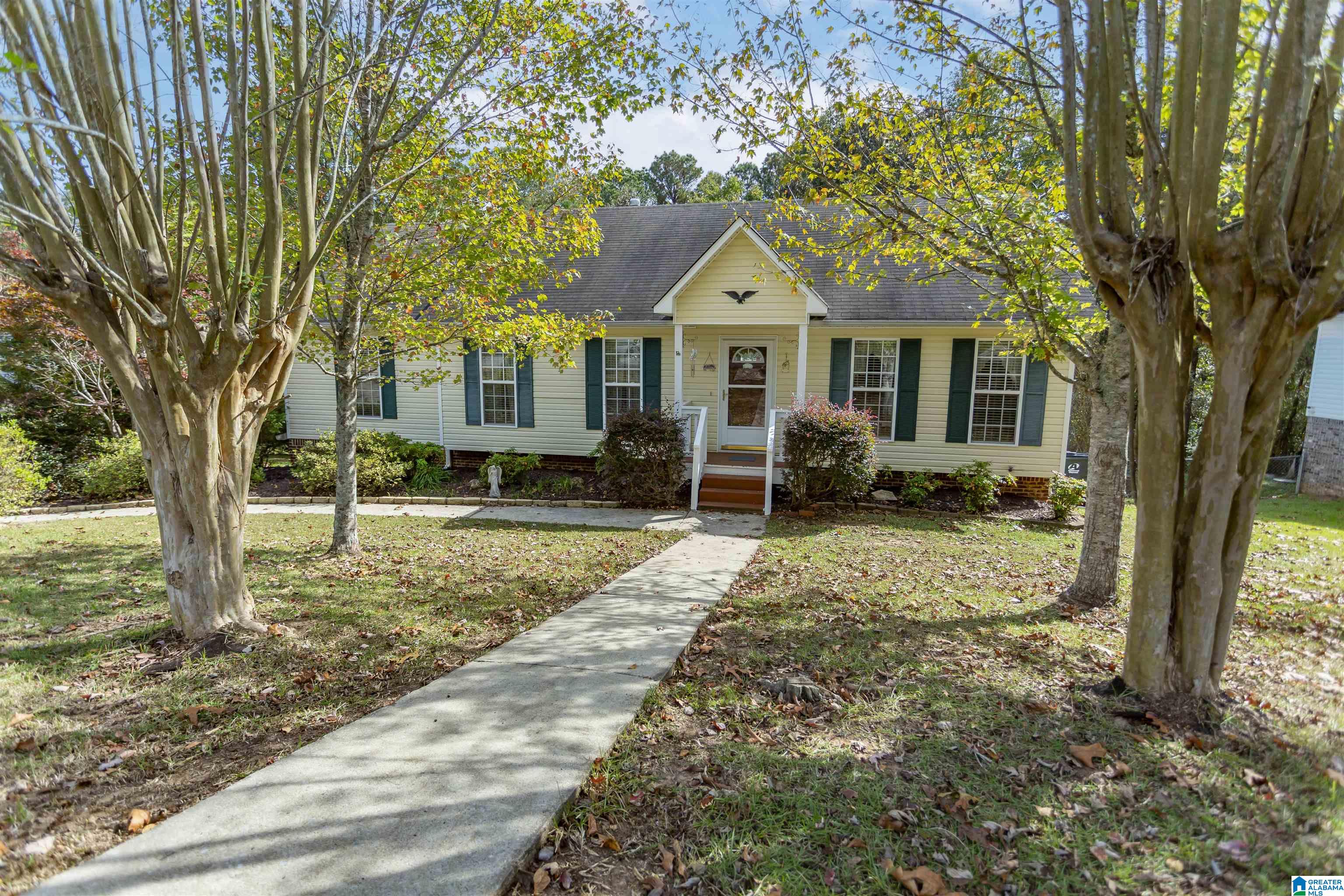 178 South Hillcrest Road Odenville, AL 35120 - Photo 3 of 57
