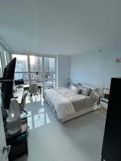 $5,400 | 951 Brickell Avenue, Unit 2011, Miami, FL 33131