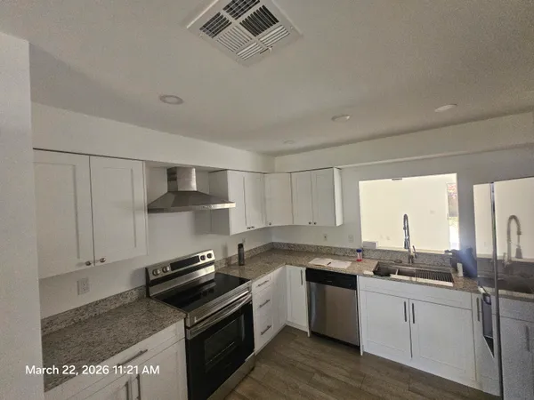 $2,300 | 1408 36th Avenue, Unit 1408, Vero Beach, FL 32960