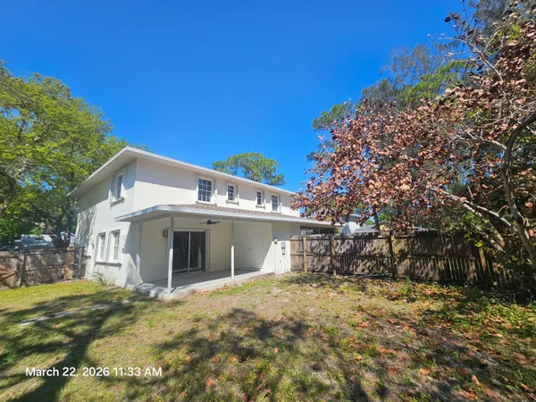 $2,300 | 1408 36th Avenue, Unit 1408, Vero Beach, FL 32960