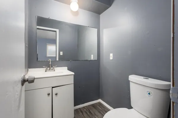 $1,300 | 19435 McCormick Street, Detroit, MI 48224