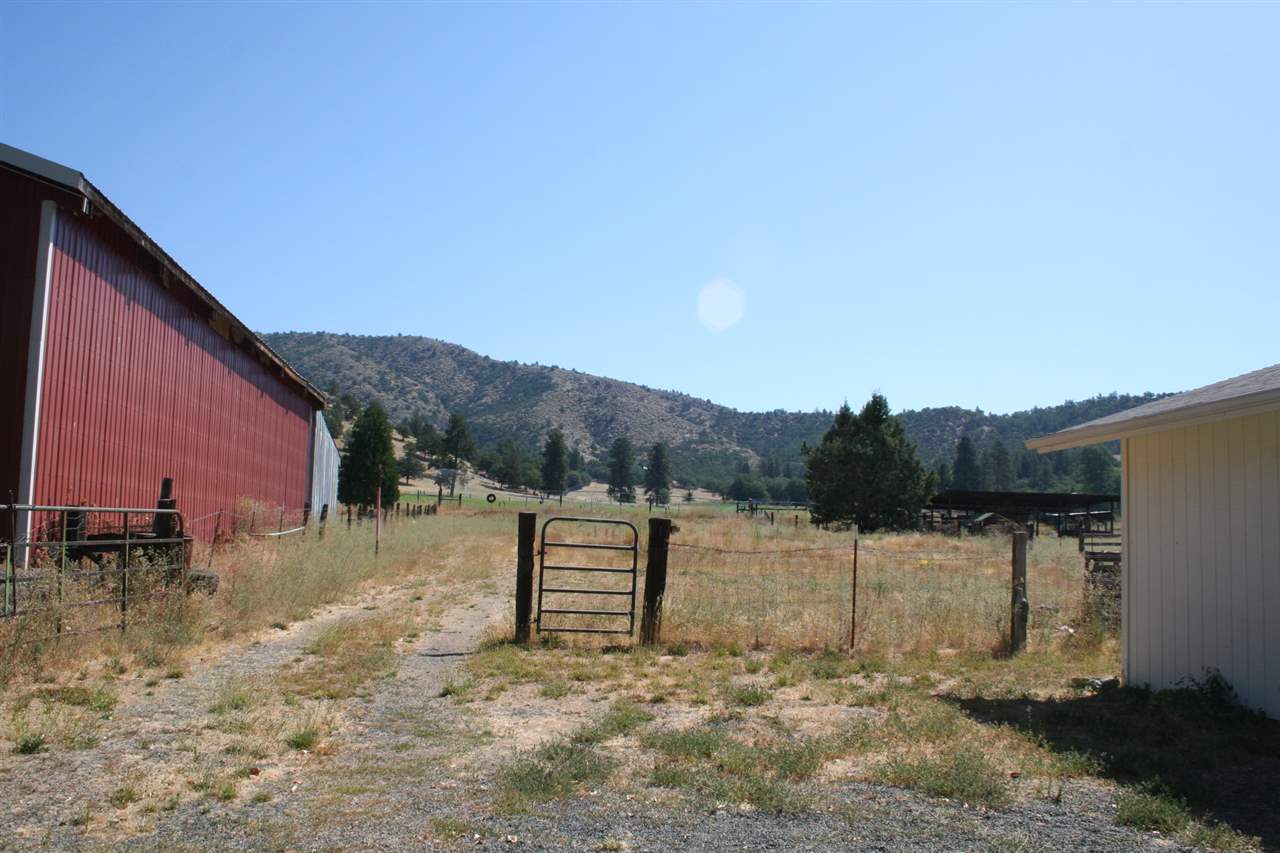 11300 Eastside Road Fort Jones, CA 96032 - Photo 5 of 14 Gallery Image 5