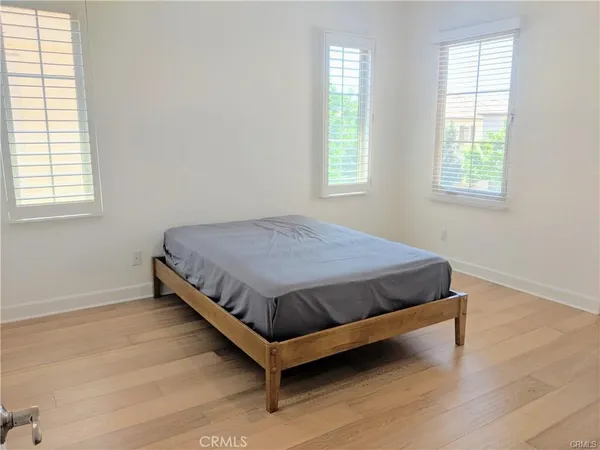 $6,000 | 62 Acorn, Irvine, CA 92620