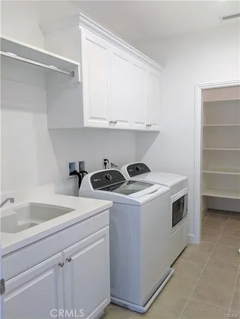 $6,000 | 62 Acorn, Irvine, CA 92620