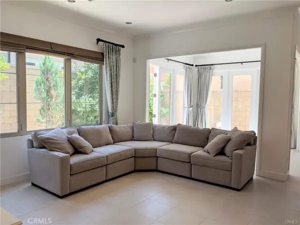 $6,000 | 62 Acorn, Irvine, CA 92620