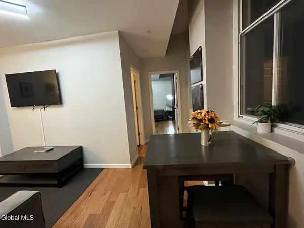 $1,515 | 37 Maiden Lane, Unit 3B, Albany, NY 12207