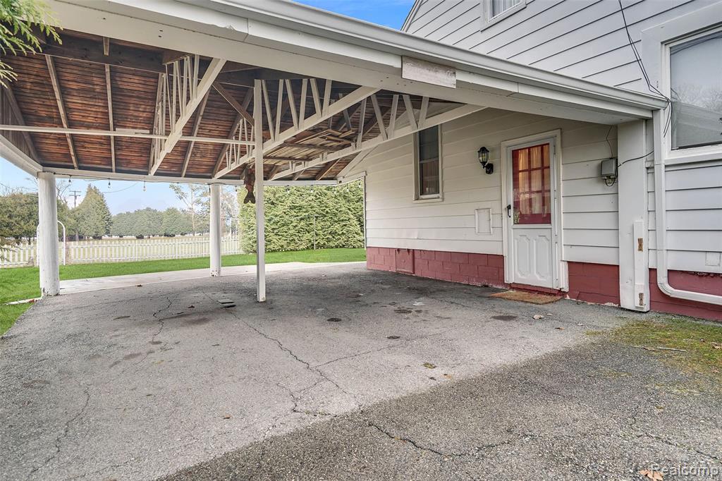 7972 3rd Street Forestville, MI 48434 - Photo 4 of 35