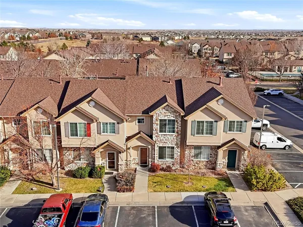 an aerial view of residential building and lake view