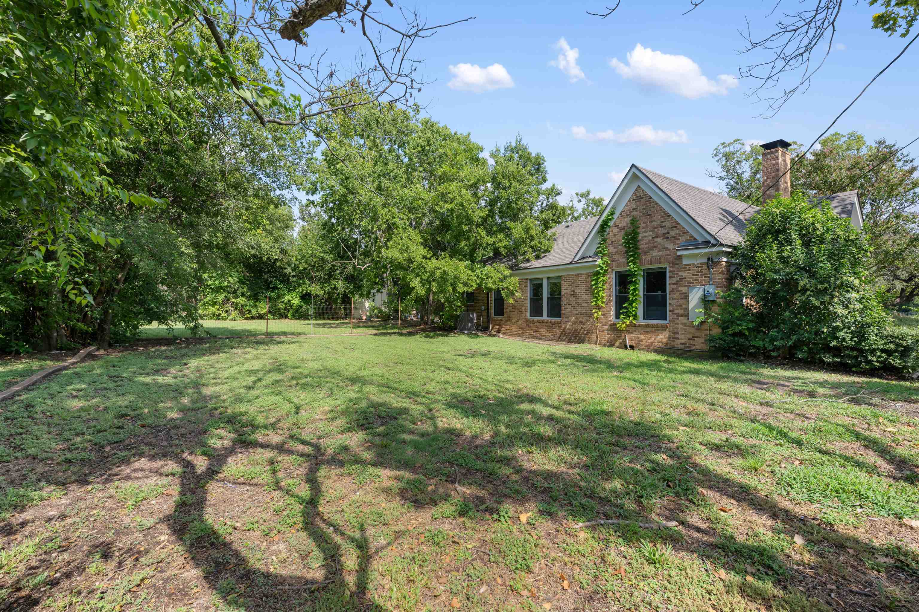 555 Hopewell Road Bertram, TX 78605 - Photo 28 of 31