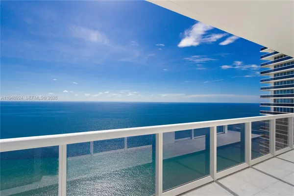 $8,000 | 1800 South Ocean Drive, Unit PH4404, Hallandale Beach, FL 33009