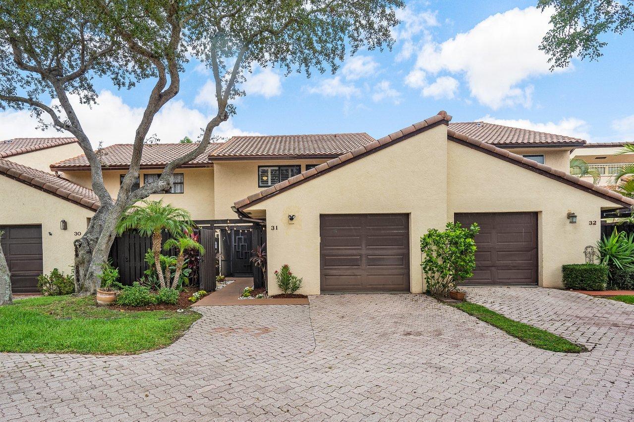 6850 Northwest 2nd Avenue, Unit 31 Boca Raton, FL 33487 - Photo 1 of 33 2 Car Driveway