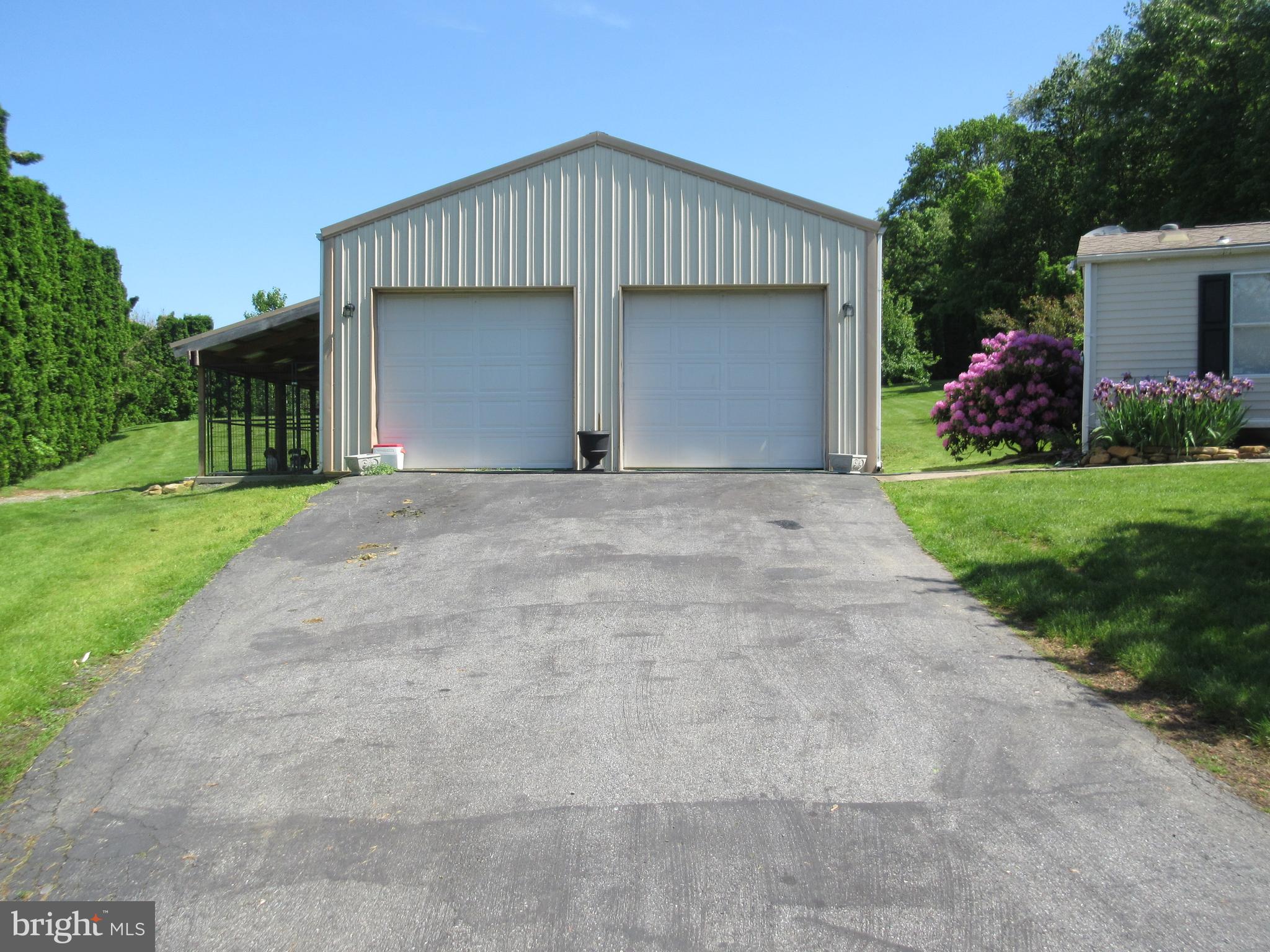33 Spring Hill Road Bernville, PA 19506 - Photo 20 of 26 Garage