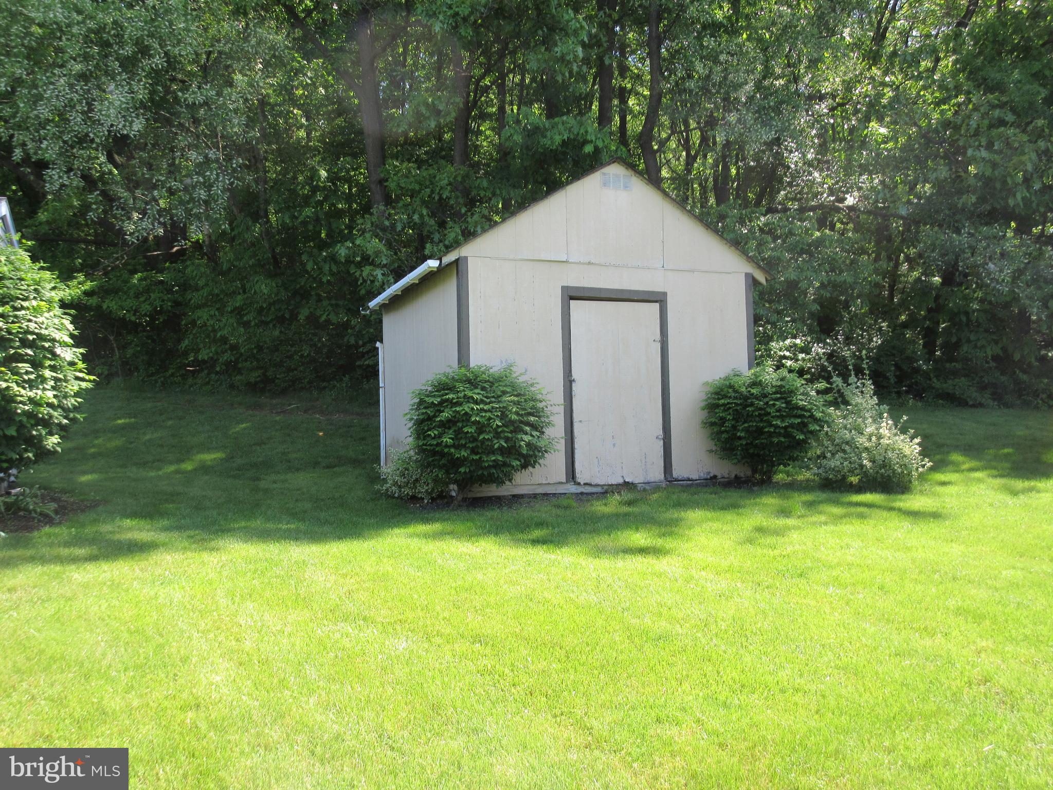 33 Spring Hill Road Bernville, PA 19506 - Photo 23 of 26 Shed