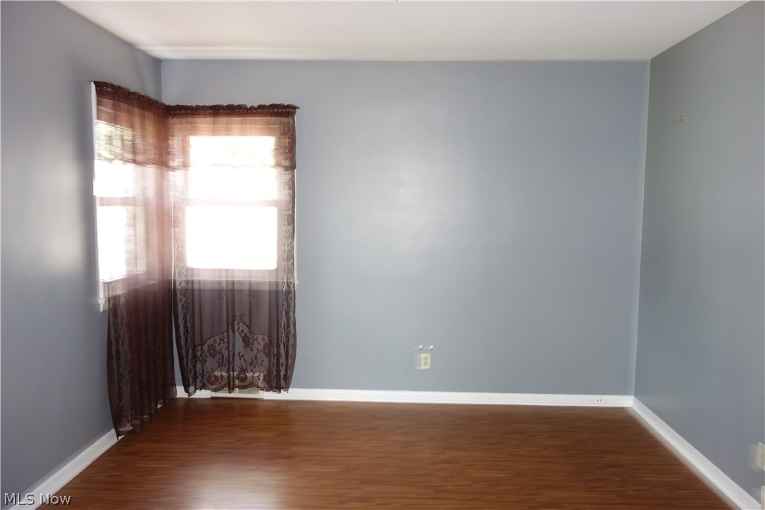 6009 Manchester Road Akron, OH 44319 - Photo 8 of 25