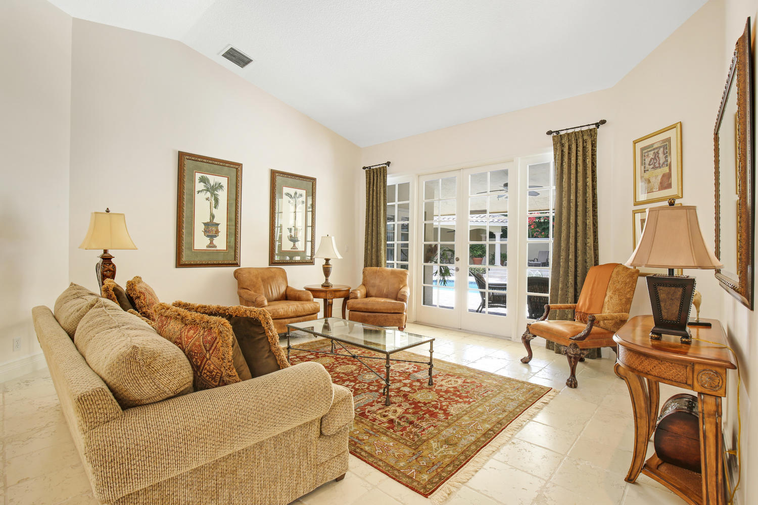1900 Northwest 25th Street Boca Raton, FL 33431 - Photo 3 of 29 Living Room