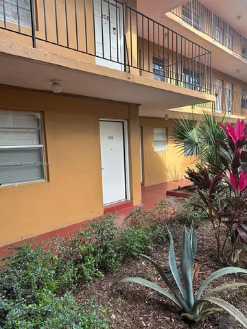 $1,875 | 1330 West 54th Street, Unit 108C, Hialeah, FL 33012