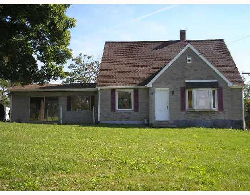 1321 Enon Road Enon Valley, PA 16120 - Photo 1 of 8 Exterior Front.