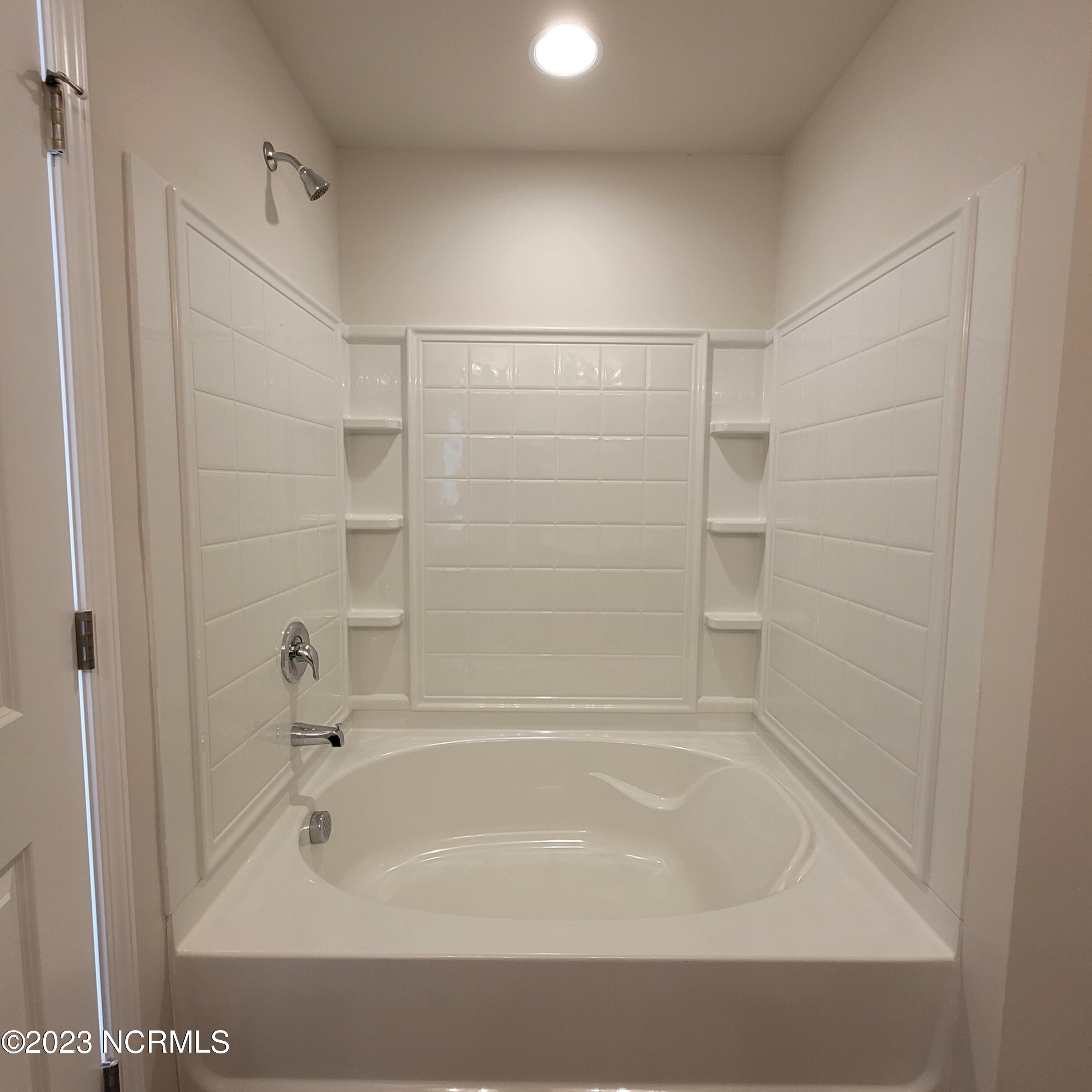 536 Lakerun Drive Bunnlevel, NC 28323 - Photo 15 of 19 Master Bedroom Oversized Shower Tub Comb