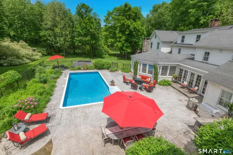 $2,250,000 | 261 Wilton Road West, Ridgefield, CT 06877