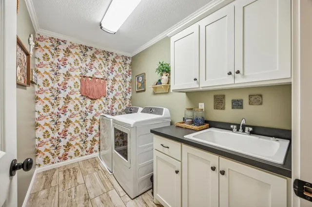 $460,000 | 7880 Gunner Drive, Clear Lake, MN 55319