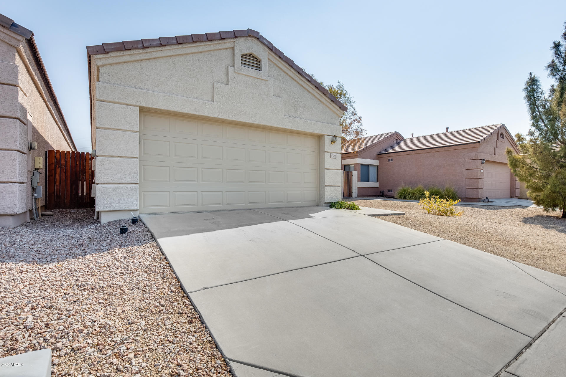 3309 East Fremont Road Phoenix, AZ 85042 - Photo 6 of 33 Gallery Image 6