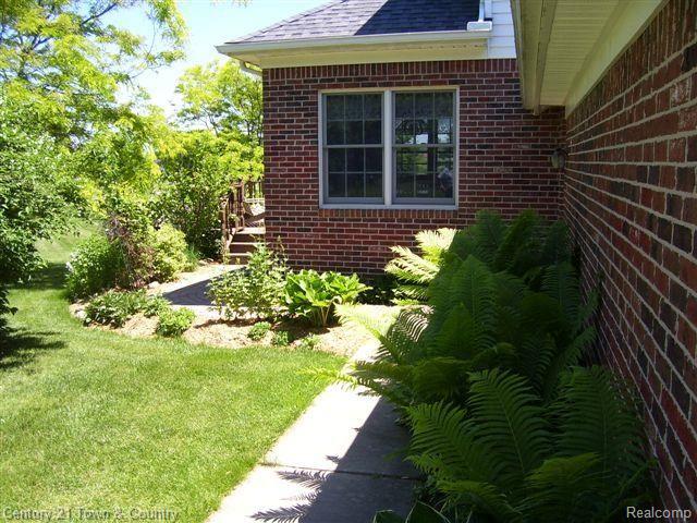 5301 32 Mile Road Romeo, MI 48065 - Photo 10 of 24 5301 32 mile Rd, Bruce Twp 011