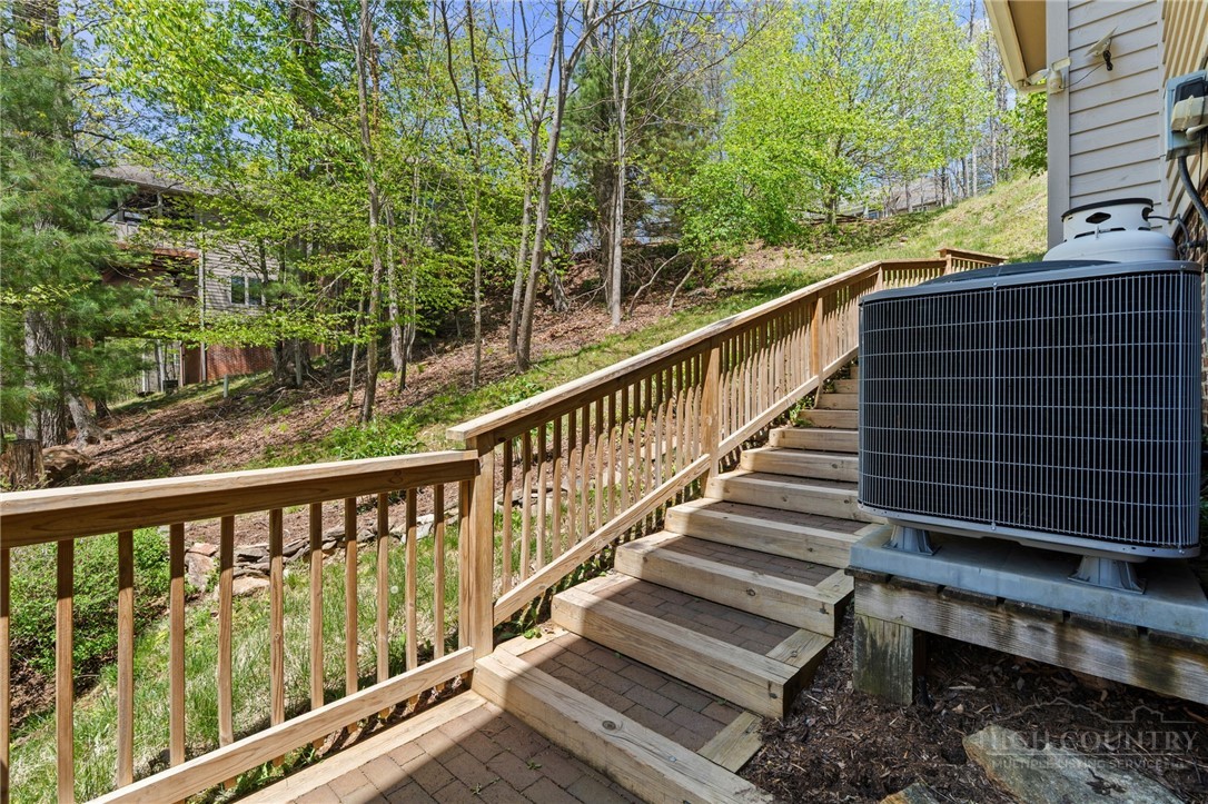 480 North Ridge Circle Boone, NC 28607 - Photo 40 of 50 a view of balcony with wooden floor and fence