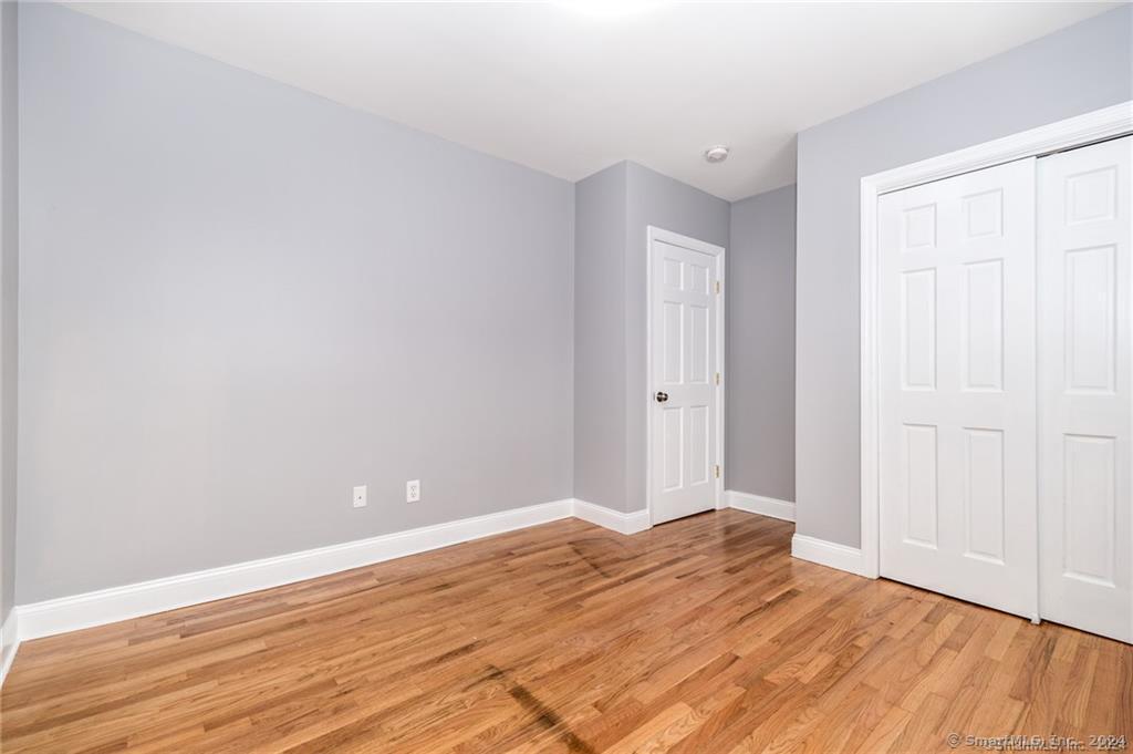 29 Dolsen Place, Unit 2 Stamford, CT 06901 - Photo 13 of 18 a view of room