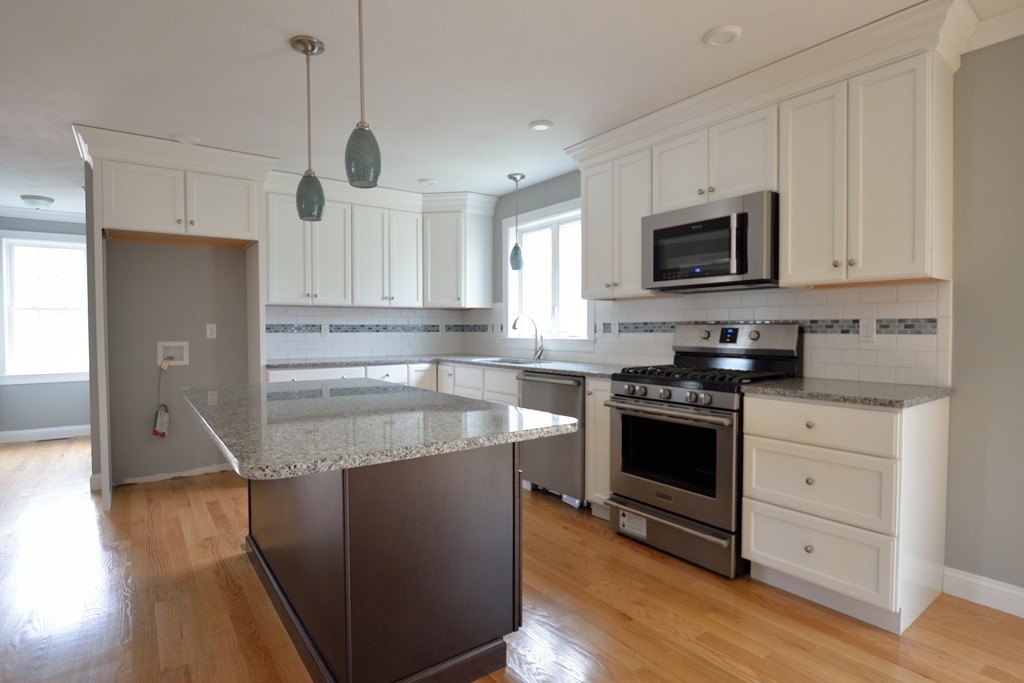 41 George R. Paquette Road North Attleboro, MA 02763 - Photo 3 of 28 Gallery Image 3