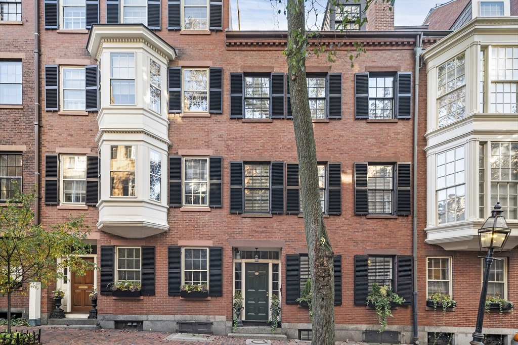 54 Pinckney Street Boston, MA 02114 - Photo 1 of 23 Gallery Image 1