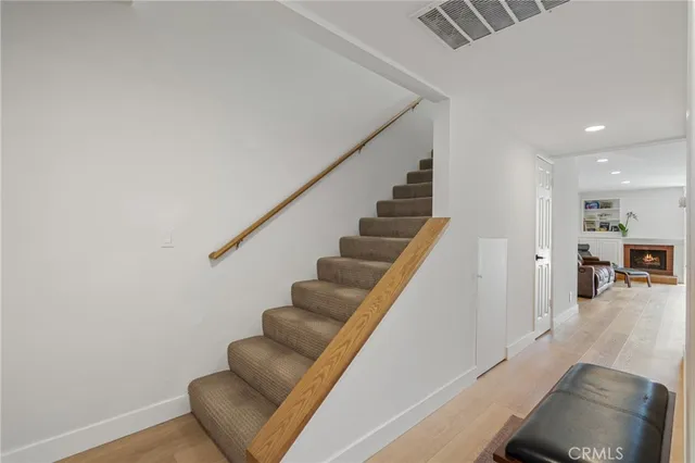 $888,000 | 1 3rd Place, Unit 2, Long Beach, CA 90802