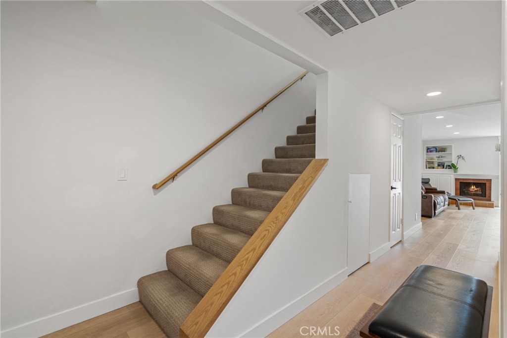 1 3rd Place, Unit 2 Long Beach, CA 90802 - Photo 13 of 40 a view of entryway and hall with wooden floor